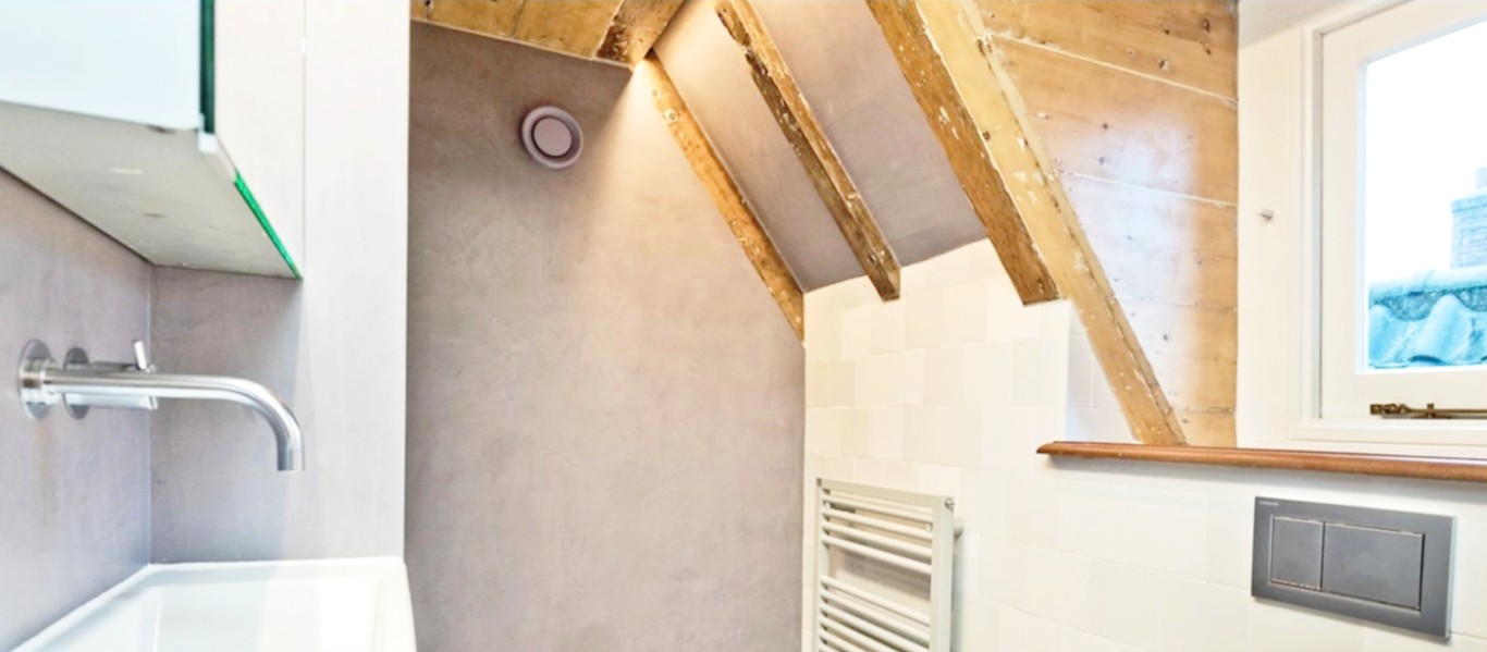 Met een dakkapel op zolder maakt u uw badkamer aanzienlijk groter
